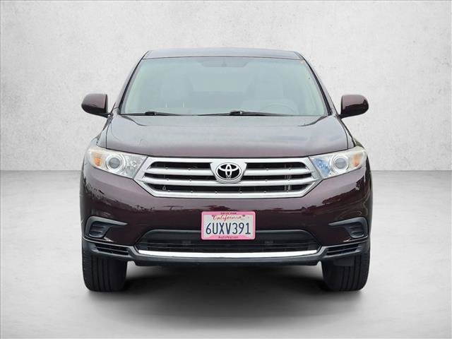 Used 2012 Toyota Highlander FWD image 2