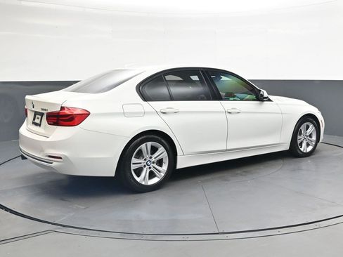 Used 2016 BMW 328i Sedan RWD image 4