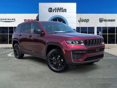 New 2026 Jeep Grand Cherokee Altitude