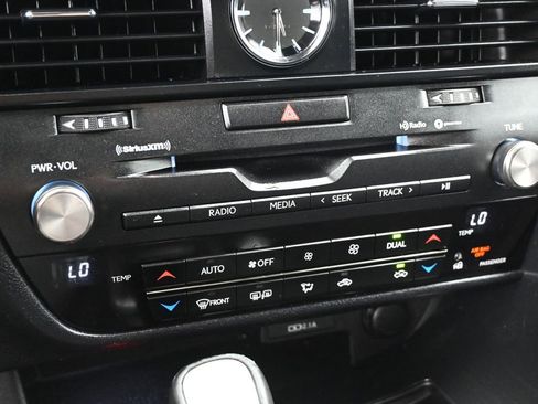 Used 2022 Lexus RX 350 FWD image 17