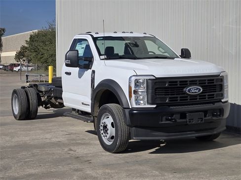 New 2026 Ford F550 2WD Regular Cab Super Duty image 2