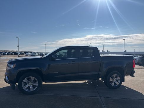 Used 2018 Chevrolet Colorado LT w/ LT Convenience Package image 9