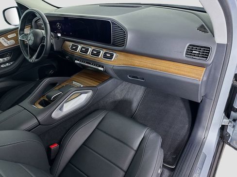 Used 2024 Mercedes-Benz GLE 350 4MATIC image 18