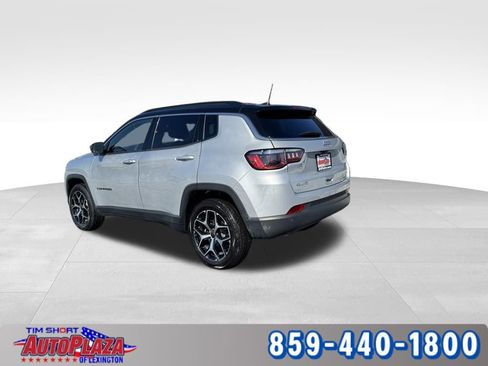 Used 2025 Jeep Compass Limited image 2