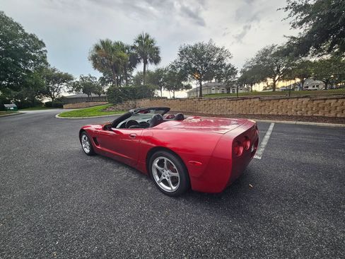 Used 2004 Chevrolet Corvette Convertible w/ Preferred Equipment Group RWD image 22