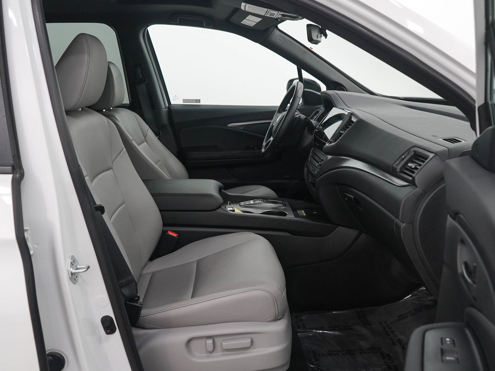 Used 2024 Honda Passport EX-L image 11