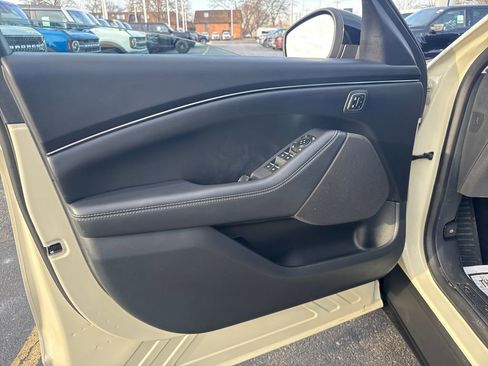 Used 2025 Ford Mustang Mach-E Select w/ Comfort Package Lite image 25