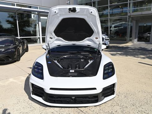 Used 2024 Porsche Panamera 4 image 55