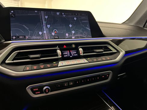 Used 2023 BMW X5 sDrive40i w/ Executive Package image 28