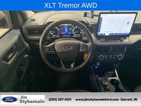 Used 2023 Ford Maverick Tremor w/ Tremor Off-Road Package AWD/4WD image 34