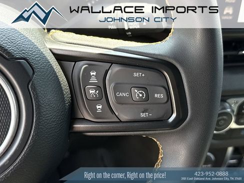 Used 2024 Jeep Wrangler Unlimited w/ Convenience Group AWD/4WD image 34
