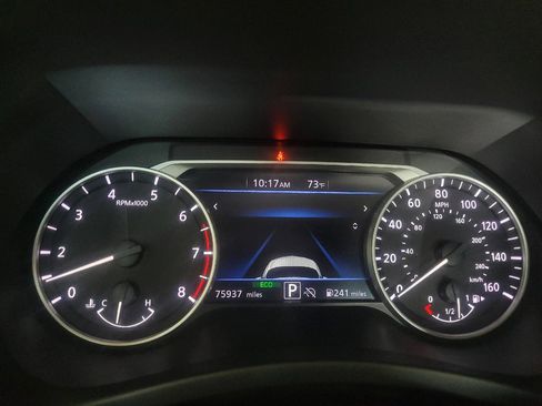 Used 2025 Nissan Sentra SV FWD image 23