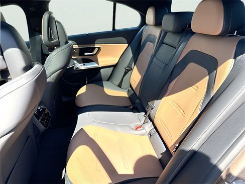 New 2026 Mercedes-Benz E 53 AMG e 4MATIC Sedan image 23