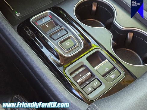 Used 2023 Honda Pilot Touring image 25