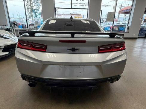 Used 2018 Chevrolet Camaro SS image 14