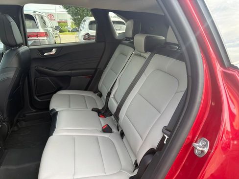 Used 2023 Ford Escape Platinum AWD/4WD image 11