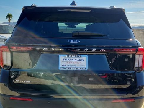New 2026 Ford Explorer Active w/ Active Comfort Package image 19