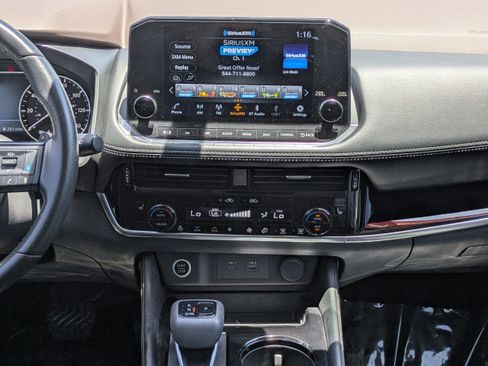 Certified 2023 Nissan Rogue SL w/ SL Premium Package FWD image 20