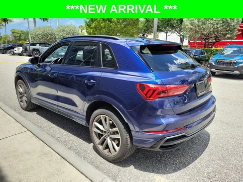 Used 2025 Audi Q3 2.0T Premium w/ Convenience Package AWD/4WD image 3