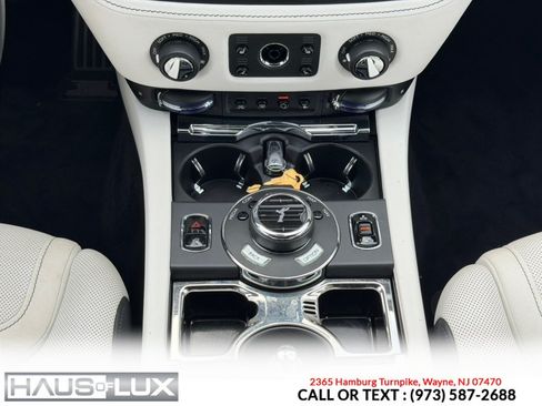 Used 2018 Rolls-Royce Ghost RWD image 40