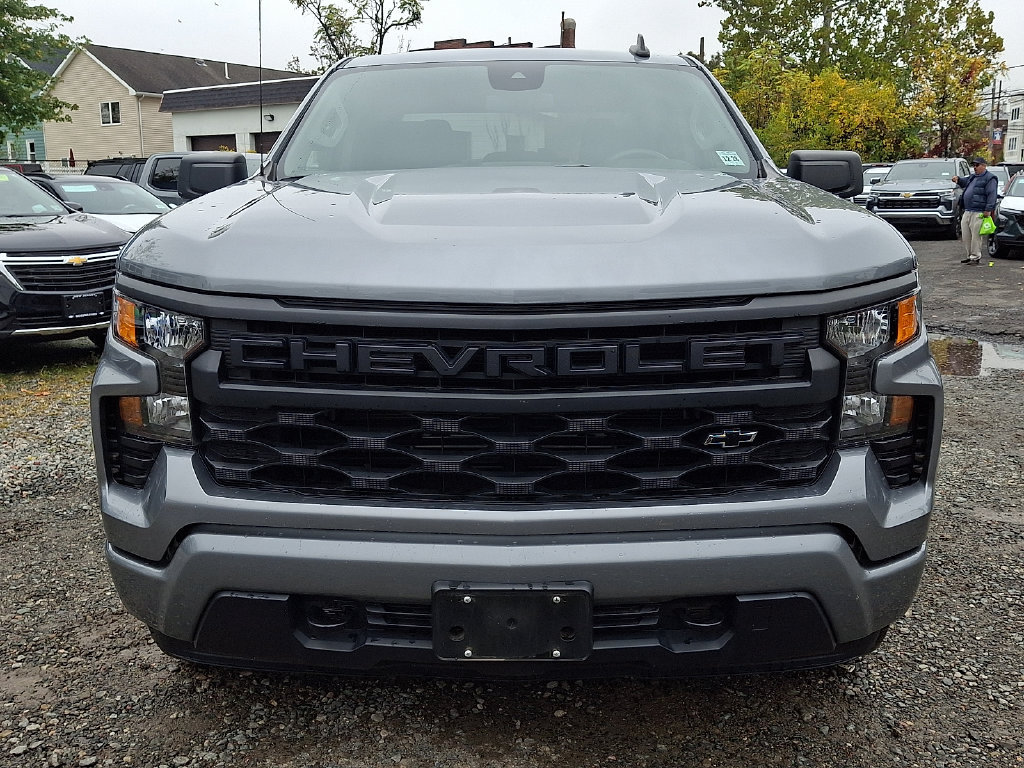 Used 2024 Chevrolet Silverado 1500 Custom AWD/4WD image 2