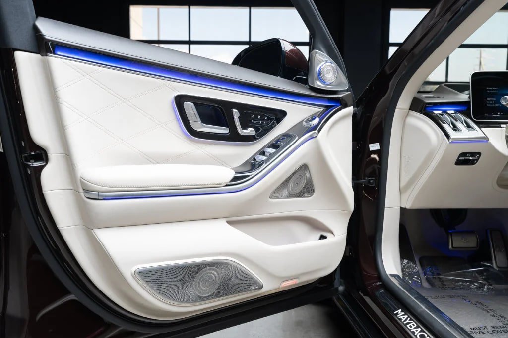 Used 2023 Mercedes-Benz Maybach S 580 4MATIC image 24