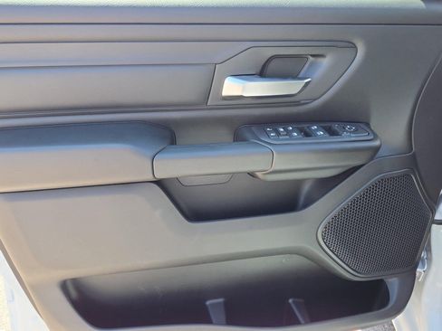 New 2026 RAM 1500 Express AWD/4WD image 16