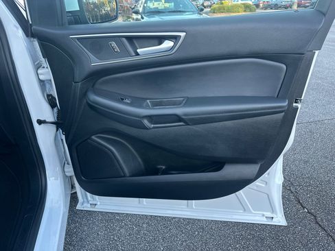 Used 2024 Ford Edge SEL image 14