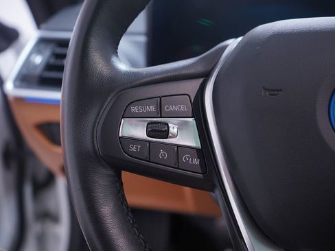 Used 2023 BMW i4 eDrive40 w/ Premium Package image 20