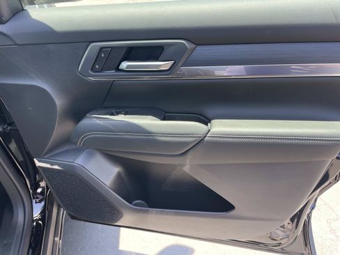 New 2026 GMC Terrain Elevation w/ Elevation Premium Package FWD image 27
