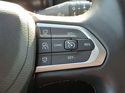 Certified 2022 Jeep Compass Limited w/ Elite Group image 25