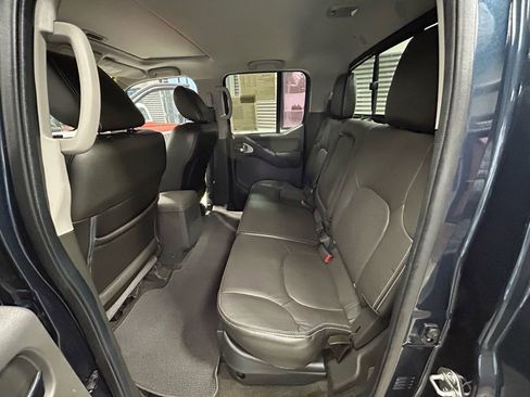 Used 2017 Nissan Frontier PRO-4X w/ Pro-4x Luxury Package image 48