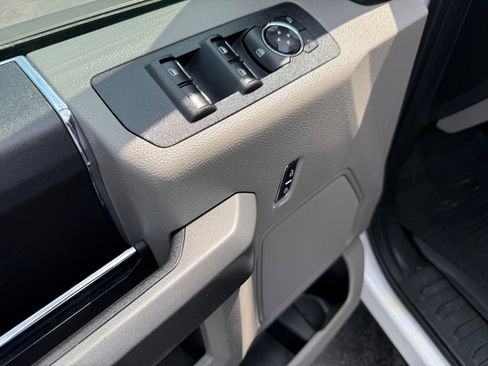 Used 2018 Ford F150 XLT w/ Equipment Group 301A Mid RWD image 16