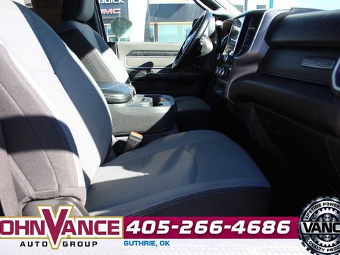 Used 2022 RAM 3500 Big Horn w/ Level A Equipment Group image 21