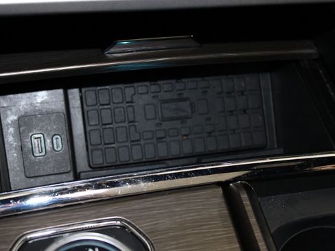 Used 2024 Ford Expedition Limited image 49