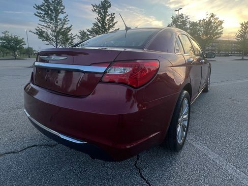 Used 2012 Chrysler 200 Limited FWD image 5