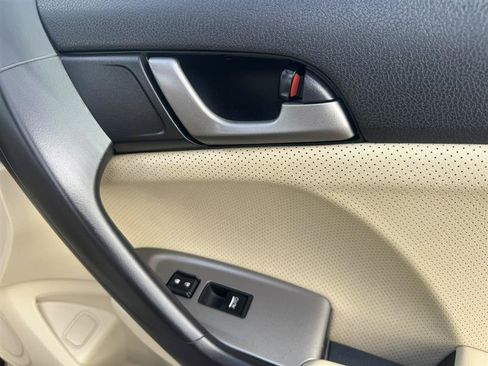 Used 2010 Acura TSX Sedan FWD image 13