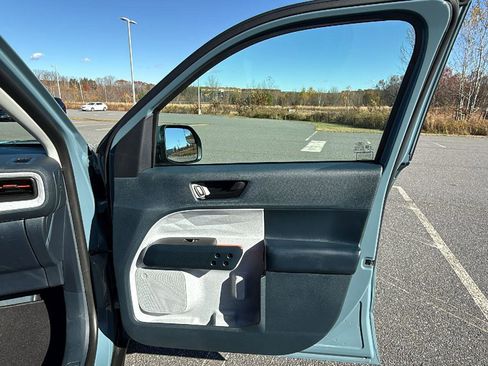 Used 2022 Ford Maverick XLT w/ Equipment Group 300A Standard image 18