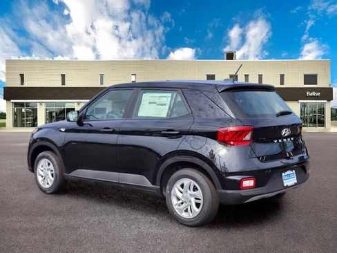New 2026 Hyundai Venue SE FWD image 5