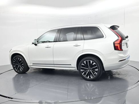 Used 2025 Volvo XC90 B5 Plus AWD/4WD image 5