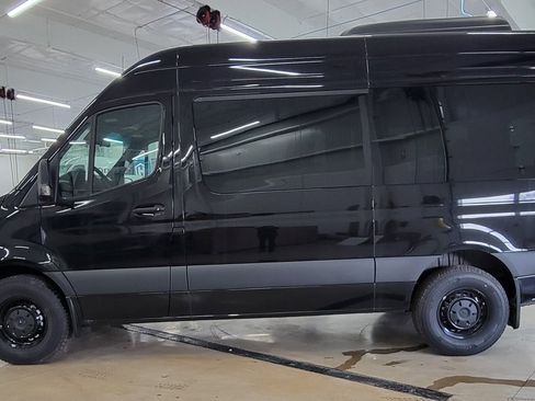 New 2024 Mercedes-Benz Sprinter 2500 image 5