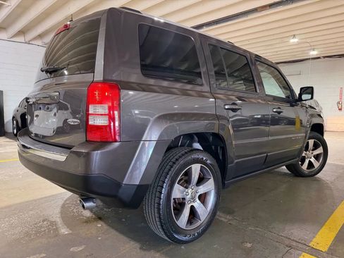 Used 2017 Jeep Patriot High Altitude AWD/4WD image 4