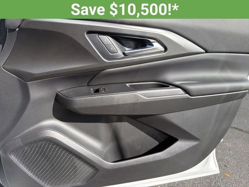 New 2026 Chevrolet Equinox EV LT image 25