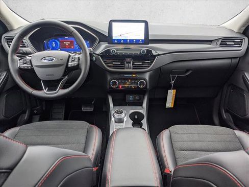 Certified 2022 Ford Escape SEL w/ SEL Stealth AWD Package image 15