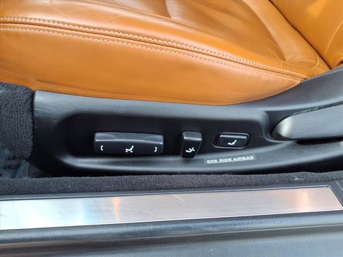 Used 2005 Lexus SC 430 Convertible image 10