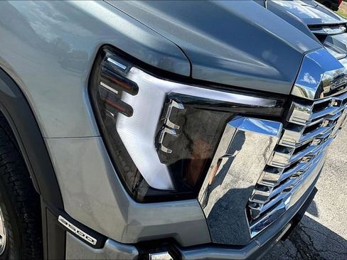 Used 2024 GMC Sierra 3500 Denali w/ Denali Reserve Package AWD/4WD image 33