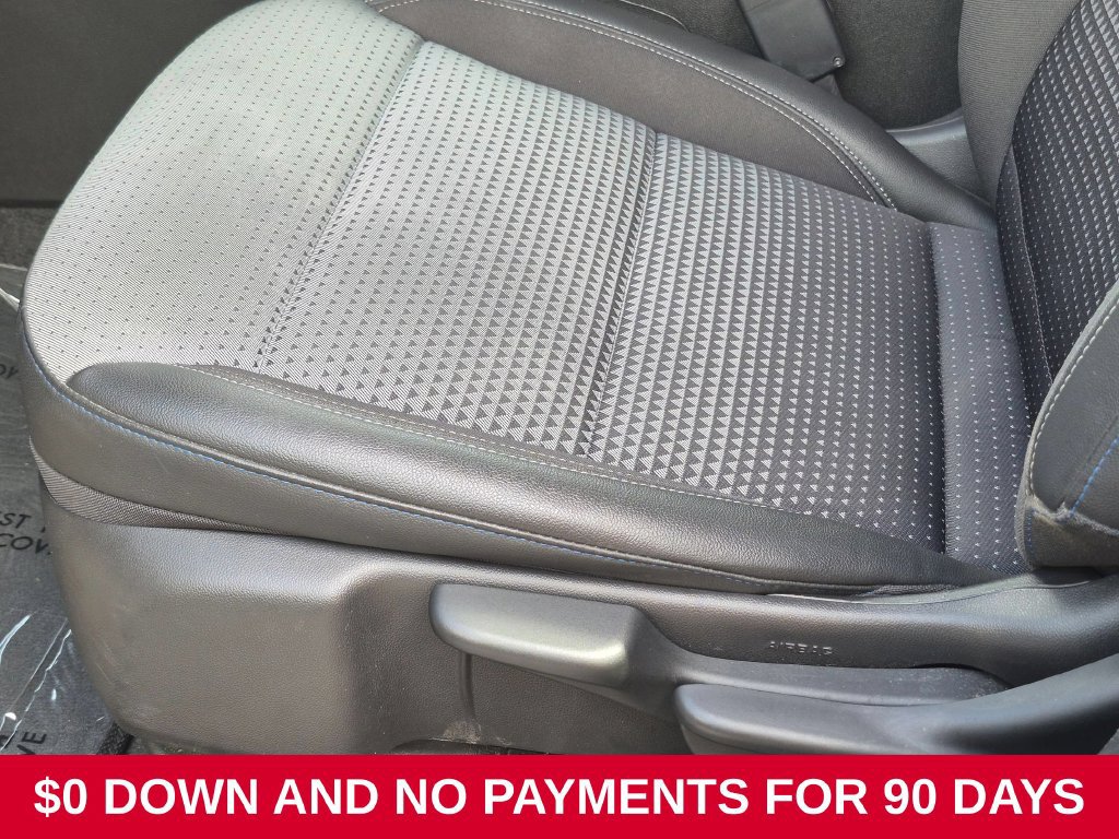 Used 2025 Chevrolet Trax LT w/ LT Convenience Package FWD image 15