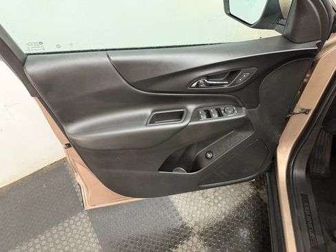 Used 2019 Chevrolet Equinox LT image 21