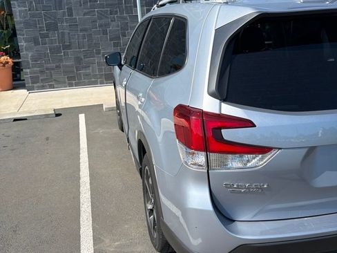 Used 2022 Subaru Forester Touring AWD/4WD image 20