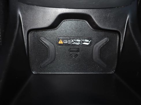 Used 2022 Chevrolet Colorado ZR2 w/ ZR2 Midnight Special Edition image 16